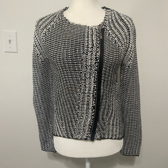 Lulumari women's M/L asymmetrical side zip open knit moto style sweater NWT - Picture 1 of 8